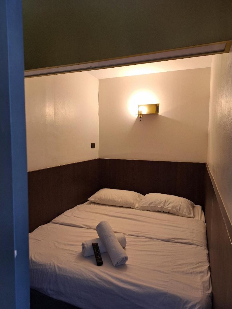 Four Sisters Homestay Μπανγκόκ Εξωτερικό φωτογραφία