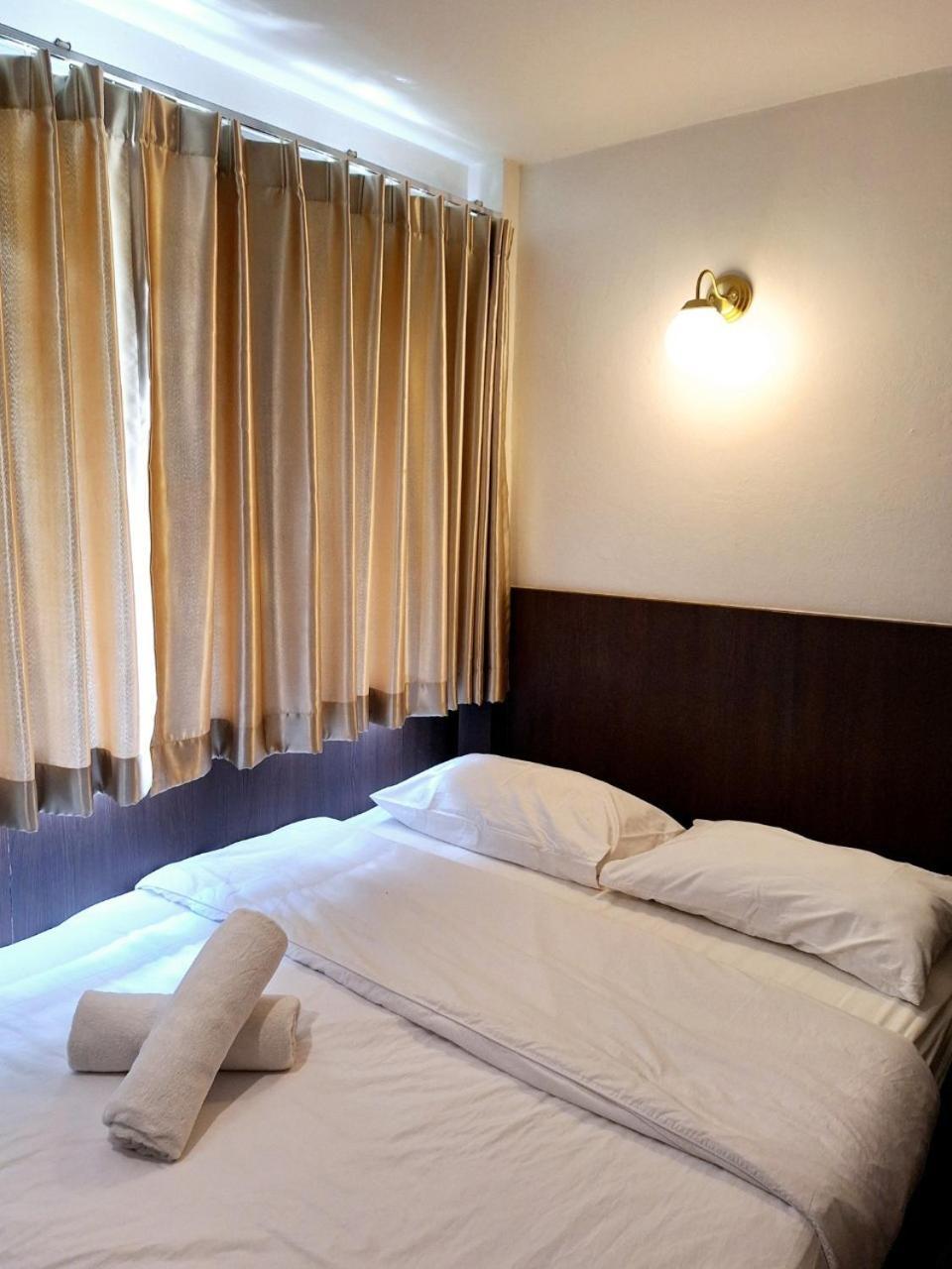 Four Sisters Homestay Μπανγκόκ Εξωτερικό φωτογραφία
