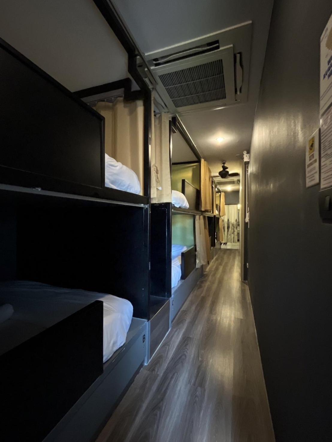Four Sisters Homestay Μπανγκόκ Εξωτερικό φωτογραφία